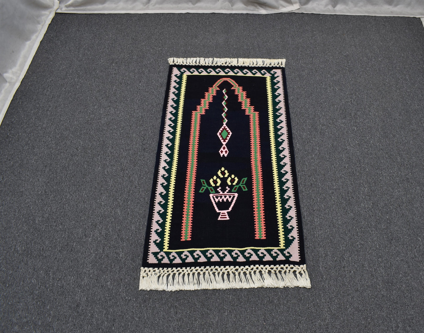 Yeni El Dokuması Siyah Bayburt Mihraplı Seccade Kilim 6393