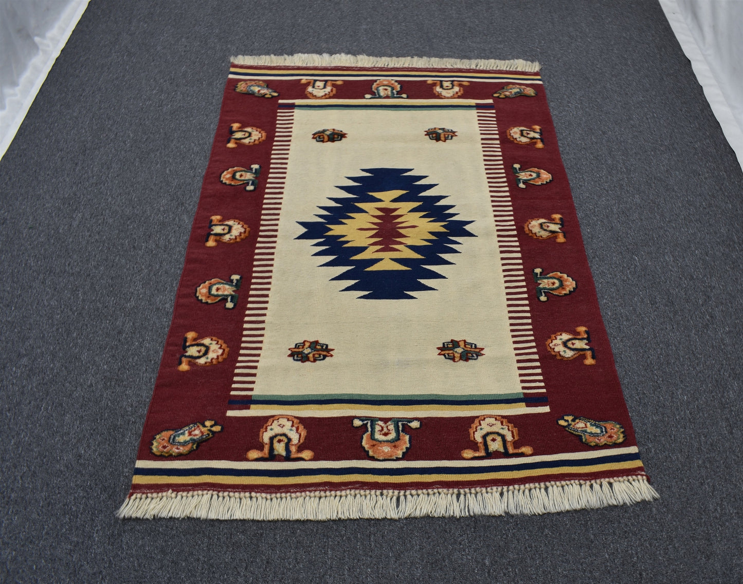 Yeni El Dokuma Emsalsiz Tasarım Yün Halı Kilim 6717