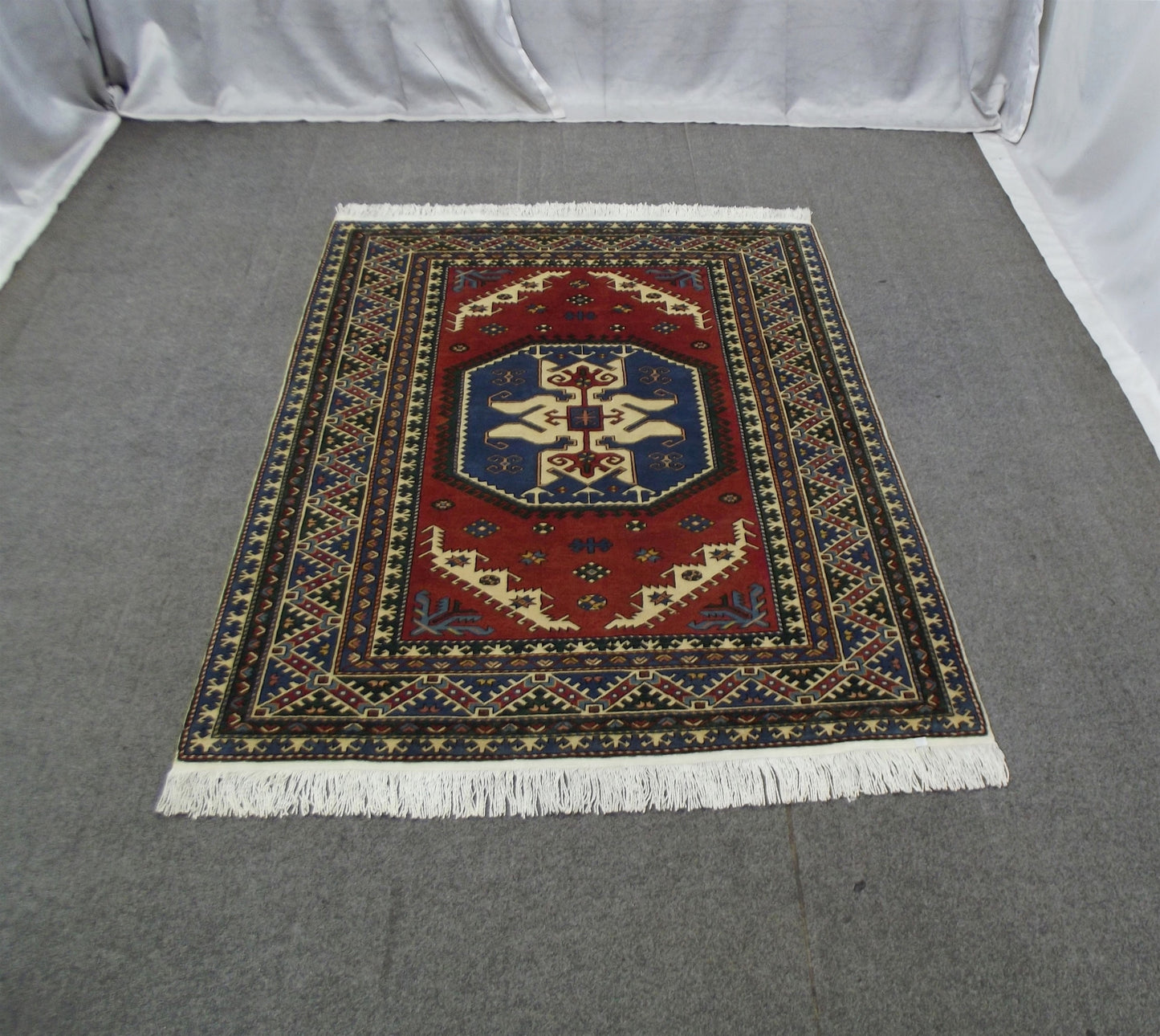 El Dokuması Zarif Şaheser Kafkas Yün Halı 7163