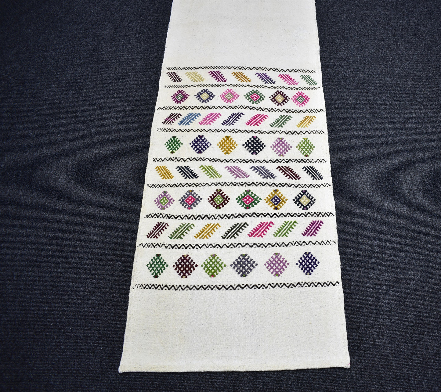 Yeni El Dokuma Emsalsiz Ak Pamuklu Yörük Kilim 7263