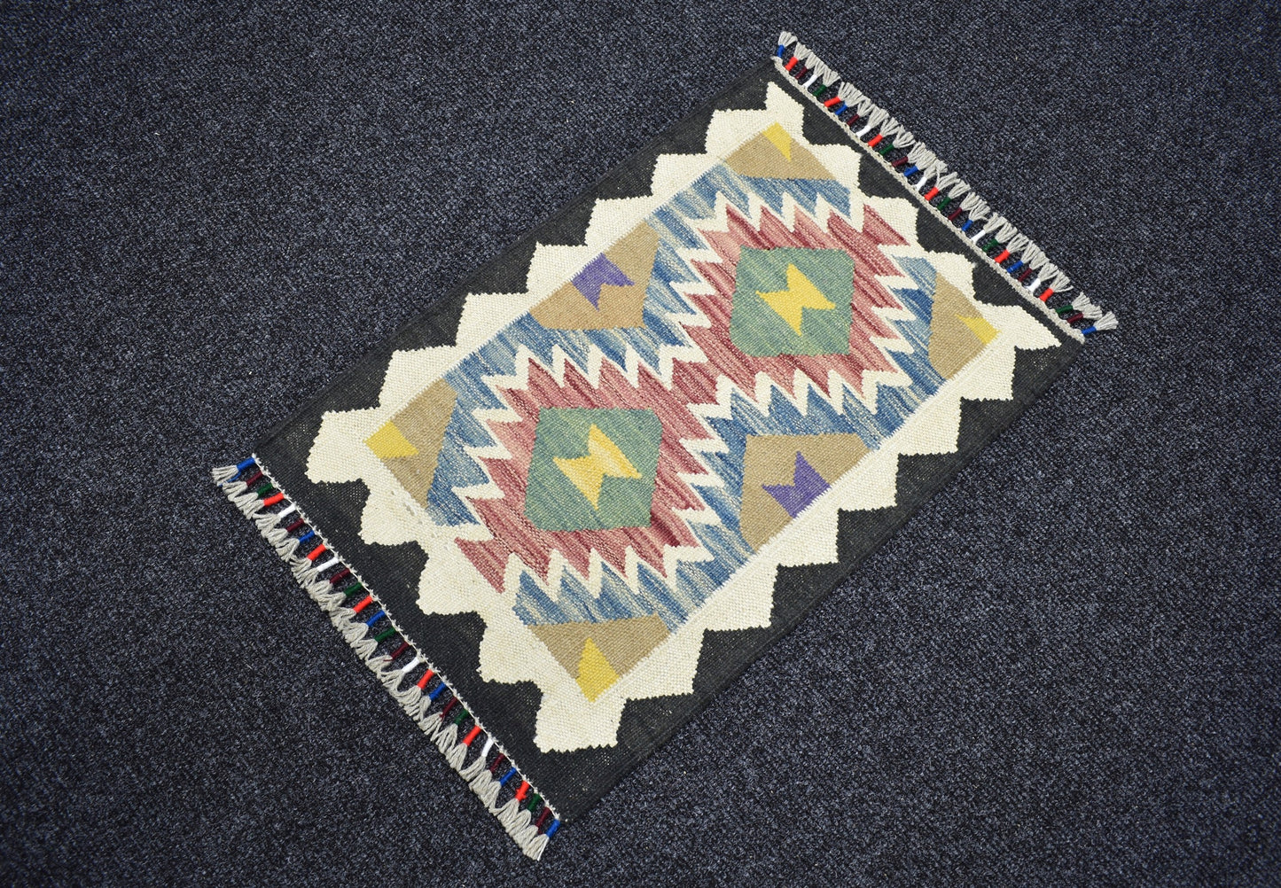 Yeni El Dokuma Görkemli Cerit Yörükleri Meşhed İran Yün Kilim 7278