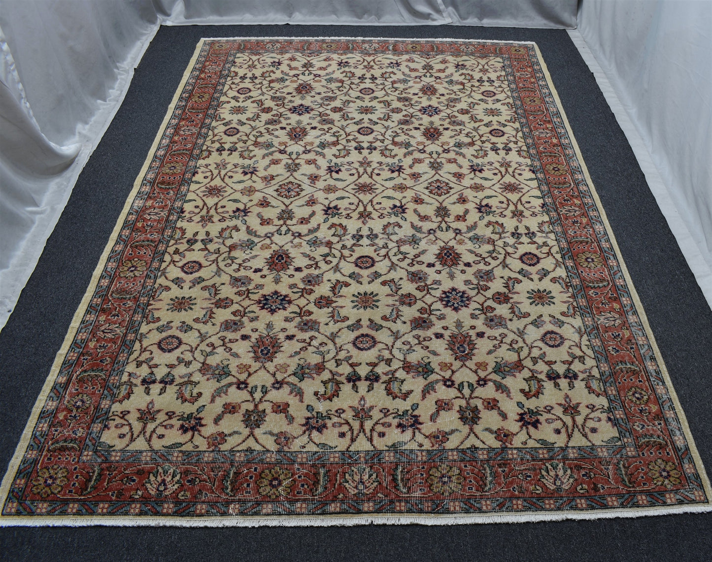 Vintage 6m2 El Dokuma Naif Eskitme Çiçekli Pastel Yün Salon Halısı 7314