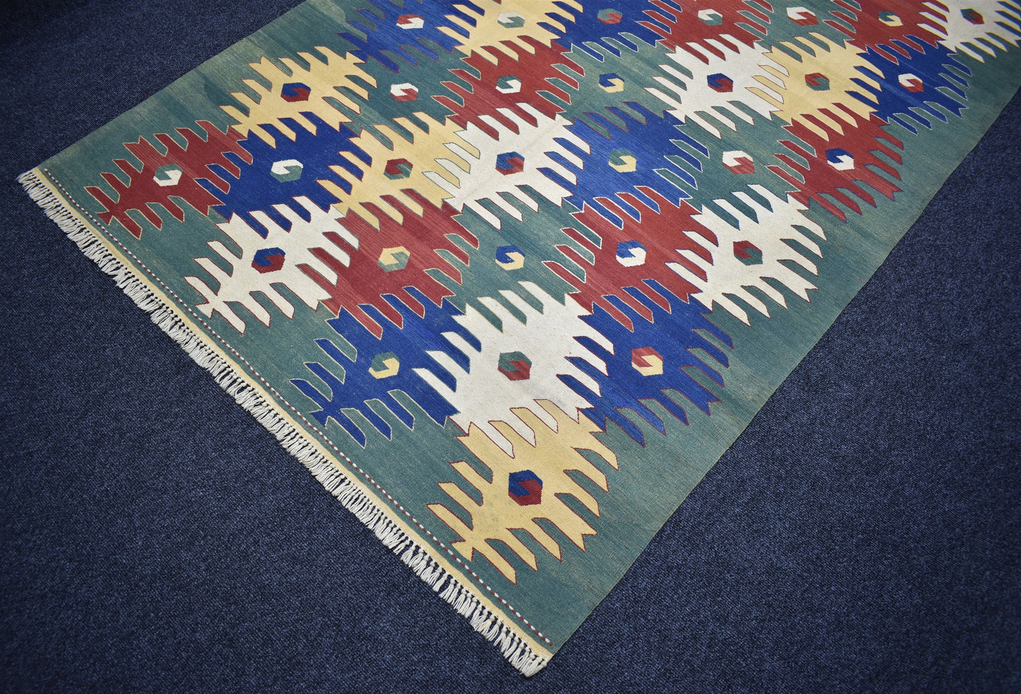 El Dokuma 5m2 Farklı Otantik Taraklı Balıkesir Yün Kilim 7338