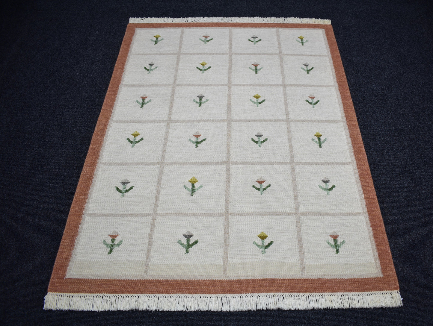 Yeni El Dokuma 3m2 Modern Tasarım Çiçekli Yün Kilim 7430