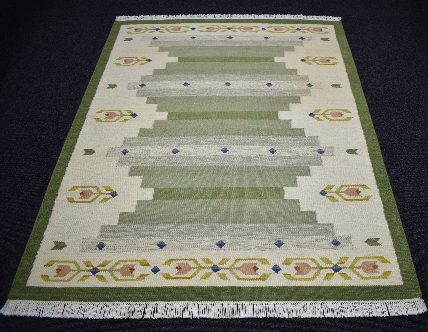 Yeni El Dokuma 4m2 Modern Tasarım Yün Kilim 7470