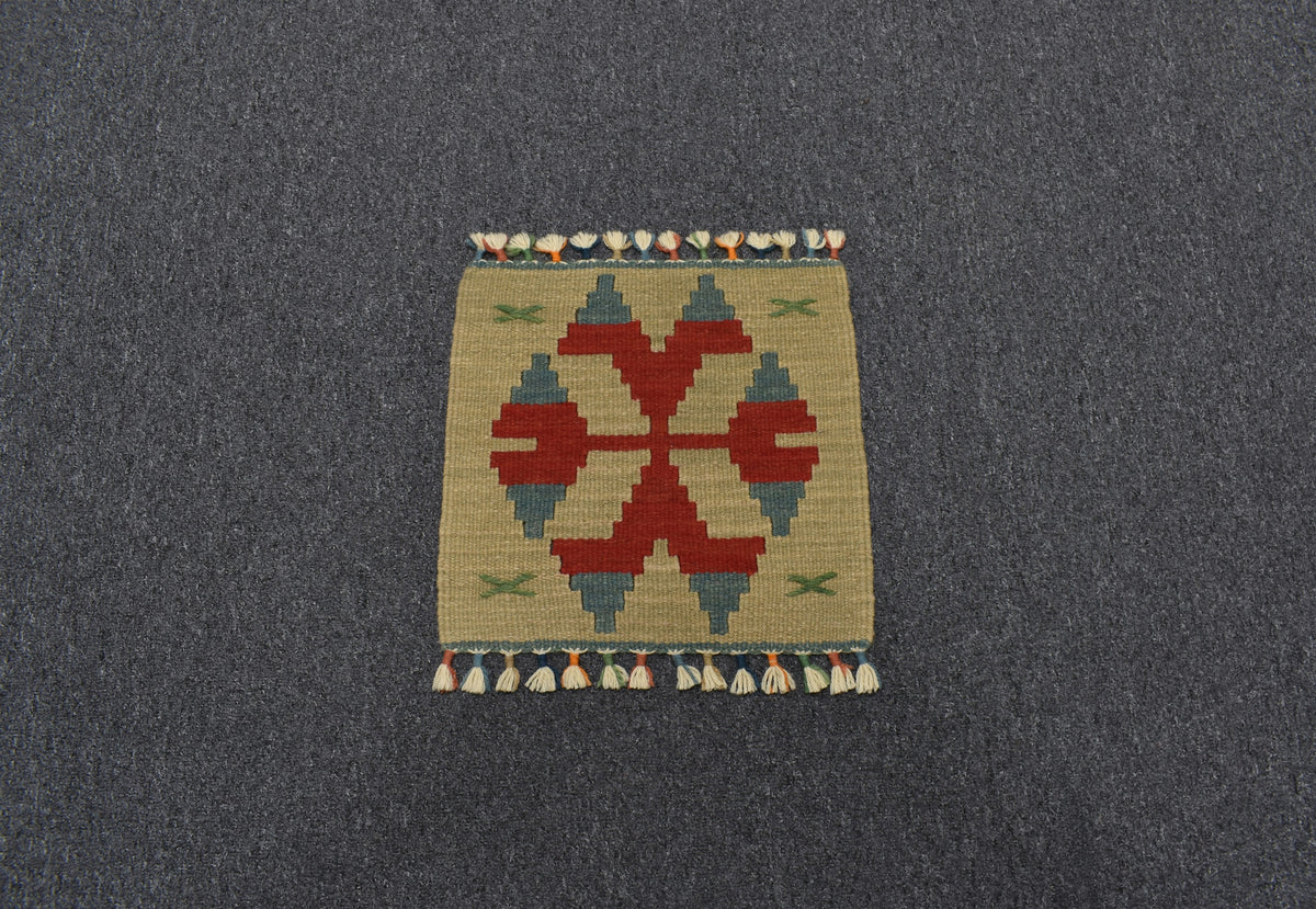 Yeni El Dokuma Köşe Kare Sandalye Minderi Pınarbaşı Kayseri Yün Kilim 7748