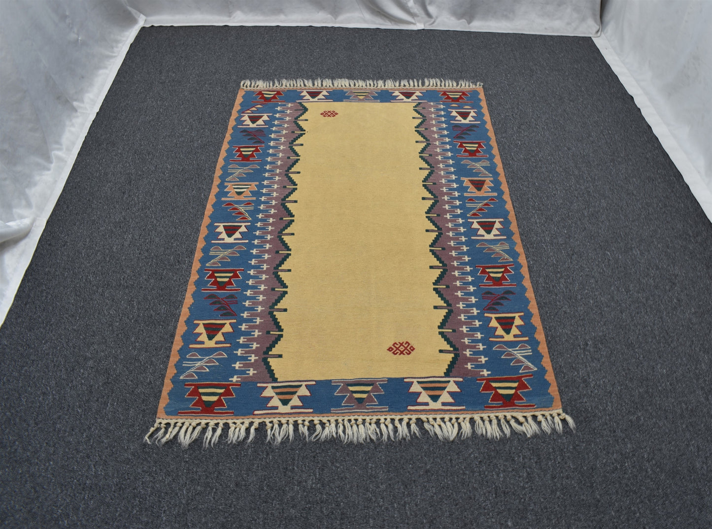 Sezon Fırsatı El Dokuma Farklı Kompozisyon İzmir Yün Kilim 4553