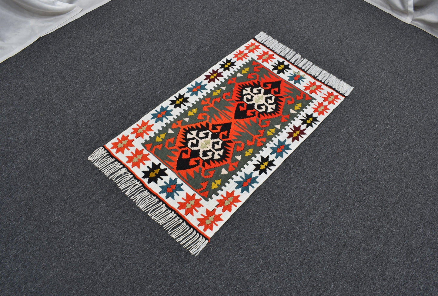 Yeni El Dokuma Pınarbaşı Ateş Kırmızısı Bukleli Pamuklu Yün Kilim 4731