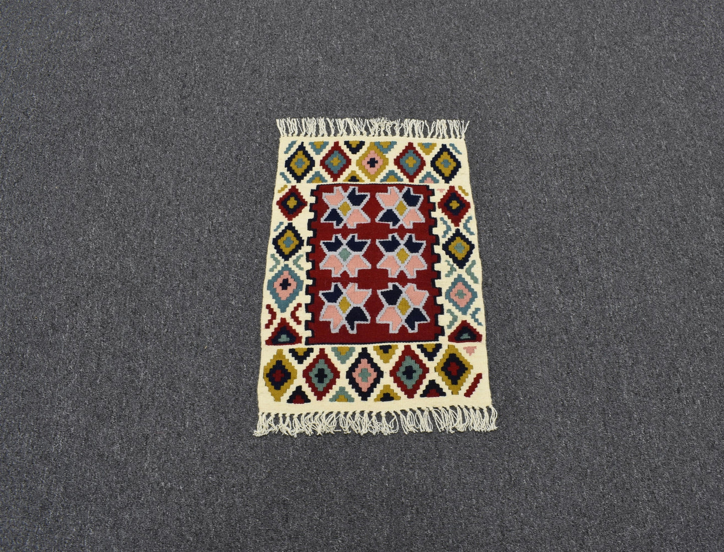 Yeni El Dokuma Benzersiz Güzellikte Pınarbaşı Kayseri Yün Kilim 4833