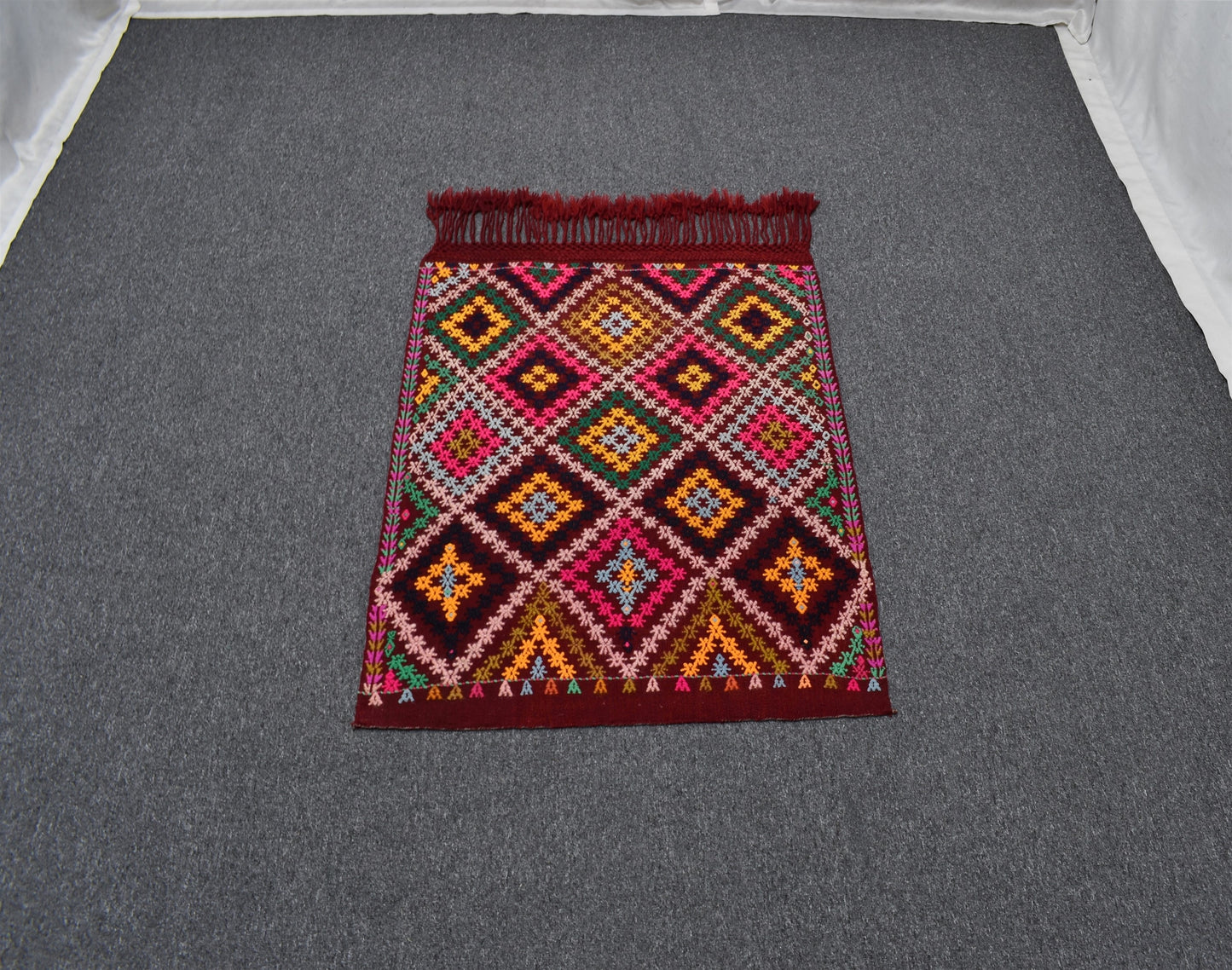 El Dokuma Renkli Çumra Yörük Yün Bukleli Kilim 4942