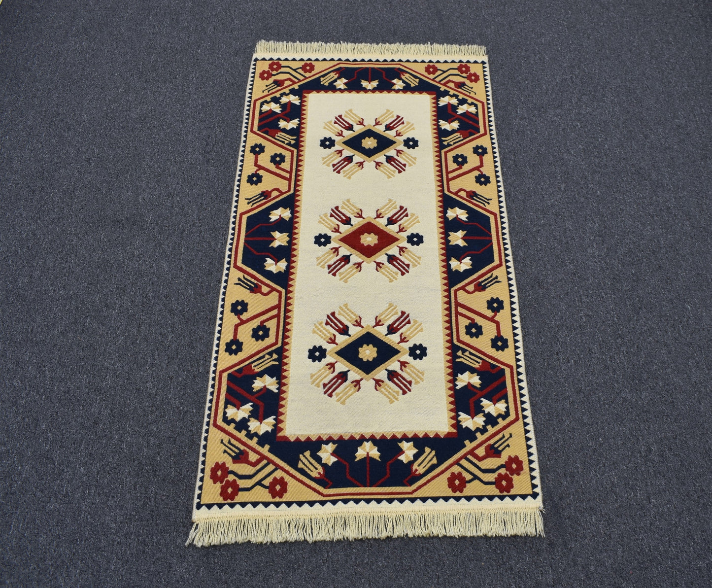 Yeni Lüks Çift Yüzlü Otantik Tasarım Makine Kilim 4976