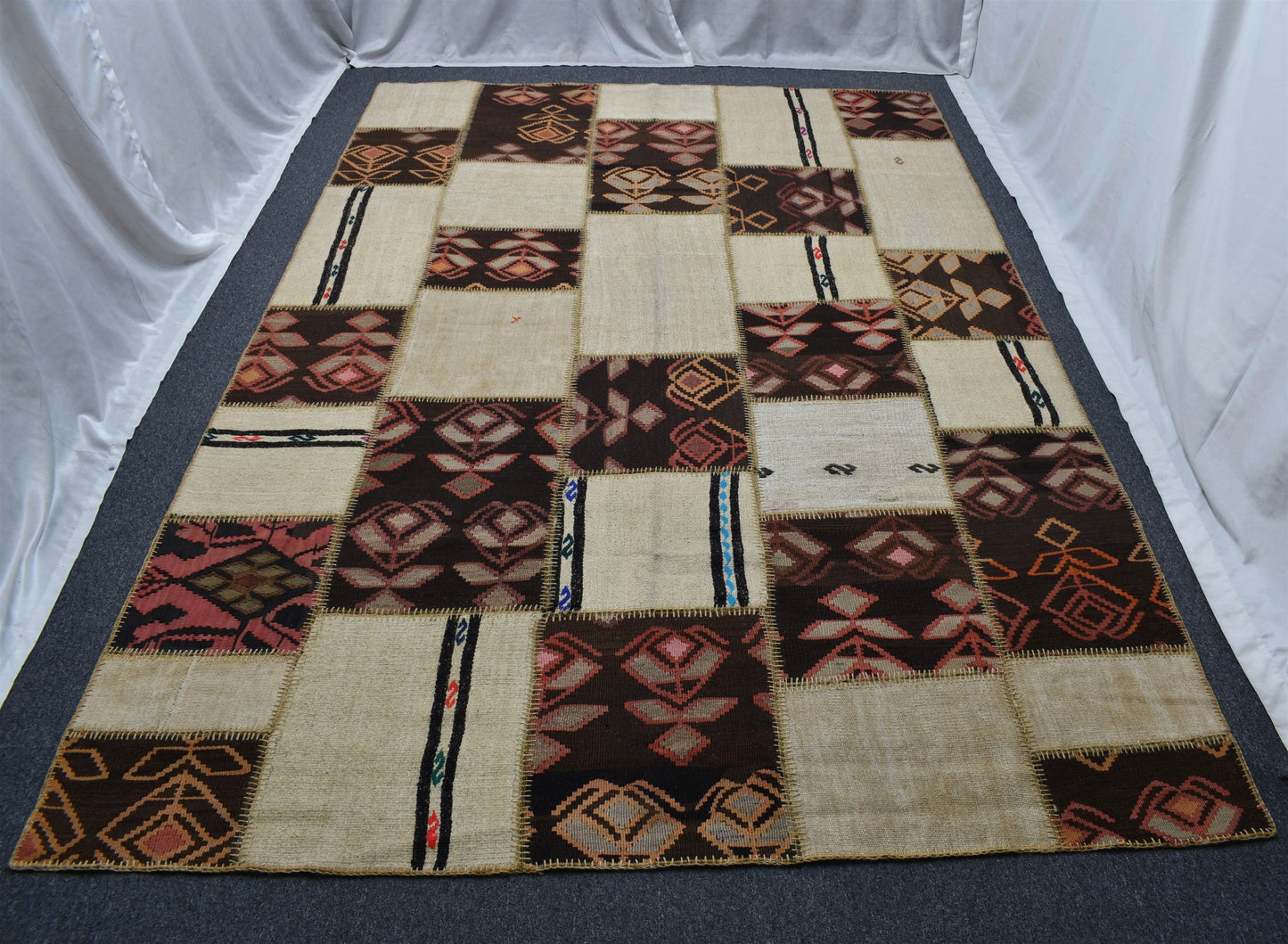 Yeni El Dokuma 7.5m2 Kendirli Patchwork Kırkyama Yün Kilim 4995