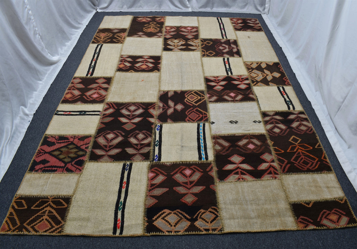 Yeni El Dokuma 7.5m2 Kendirli Patchwork Kırkyama Yün Kilim 4995