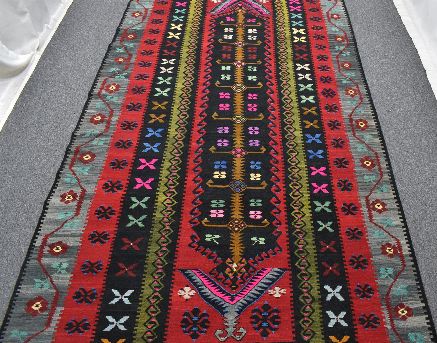 Yeni El Dokuma 6m2 Güllü Çiçekli Karabağ Yün Kilim 5077