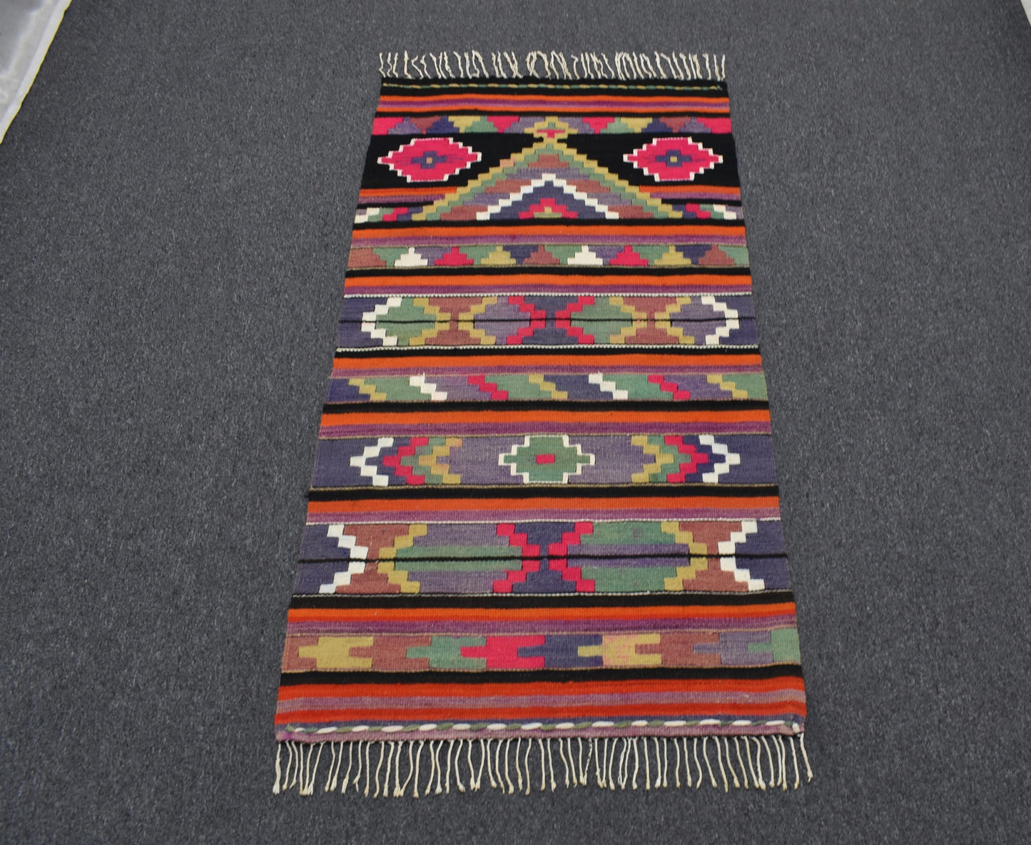 El Dokuma Renkli Otantik Elegant Malatya Yün Kilim 5199