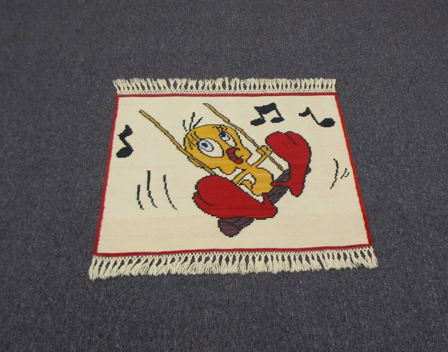 Yeni El Dokuma Zarif Tweety Model Yün Kilim 5441