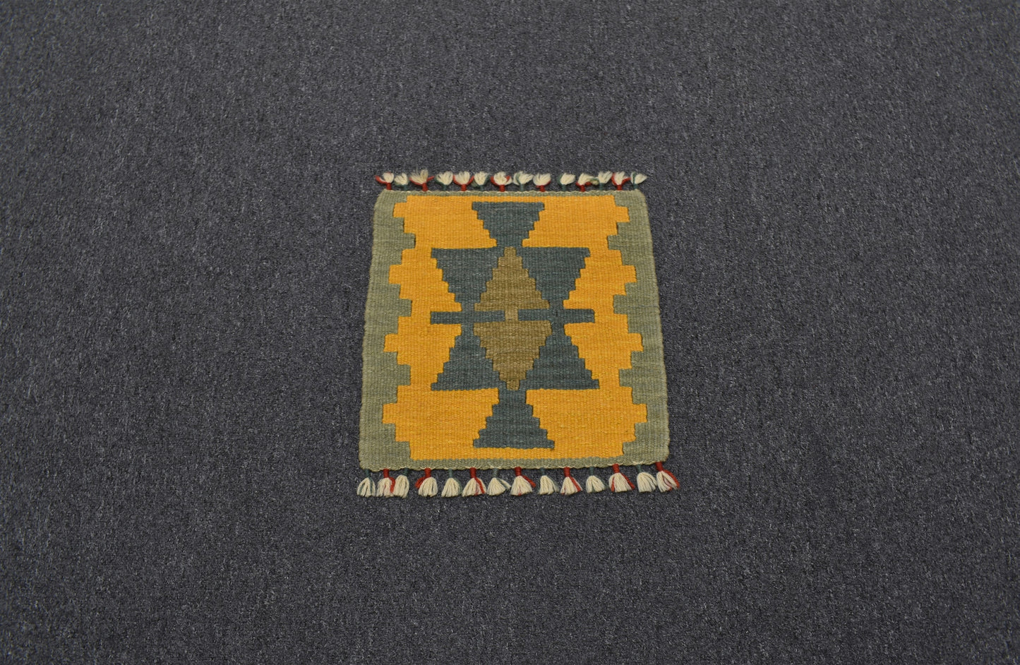 Yeni El Dokuma Kare Köşe Sandalye Minderi Pınarbaşı Kayseri Yün Kilim 5940