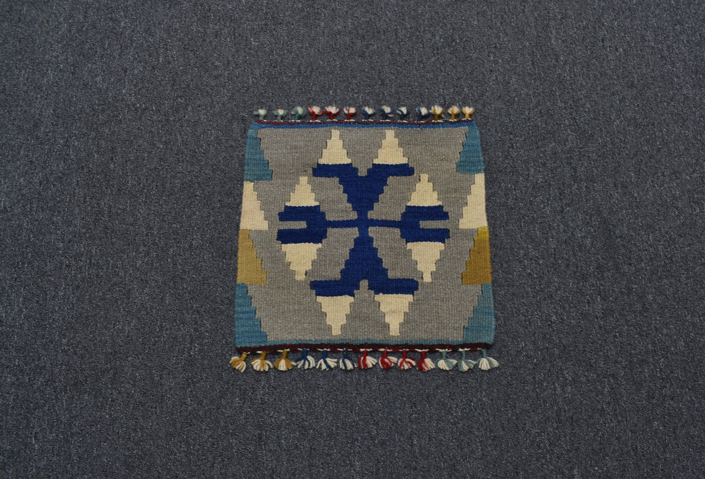 Yeni El Dokuma Kare Koltuk Sandalye Minderi Pınarbaşı Kayseri Yün Kilim 5944