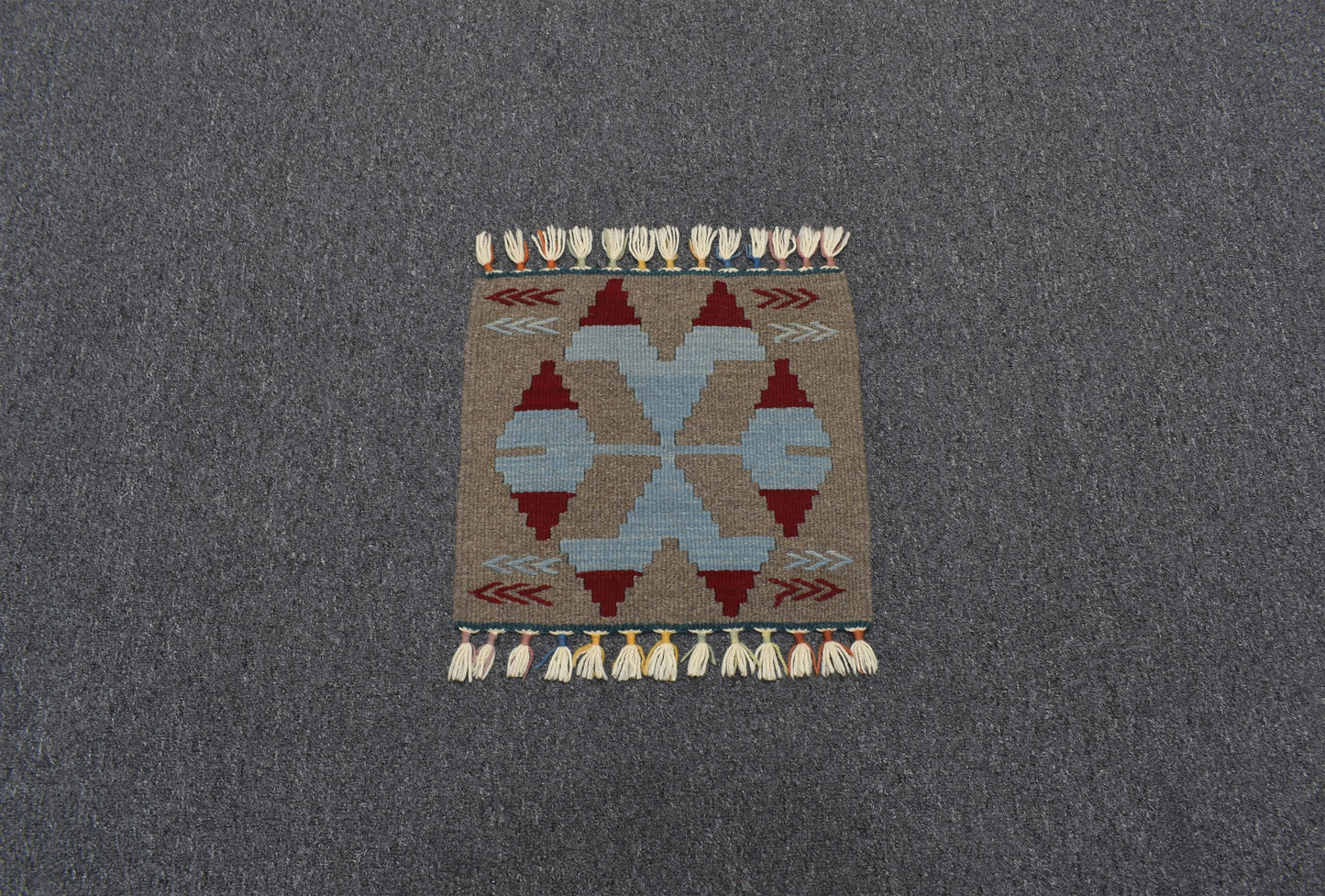 Yeni El Dokuma Kare Köşe Sandalye Minderi Pınarbaşı Kayseri Yün Kilim 5948