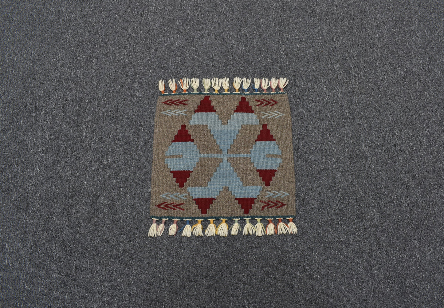 Yeni El Dokuma Kare Köşe Sandalye Minderi Pınarbaşı Kayseri Yün Kilim 5948