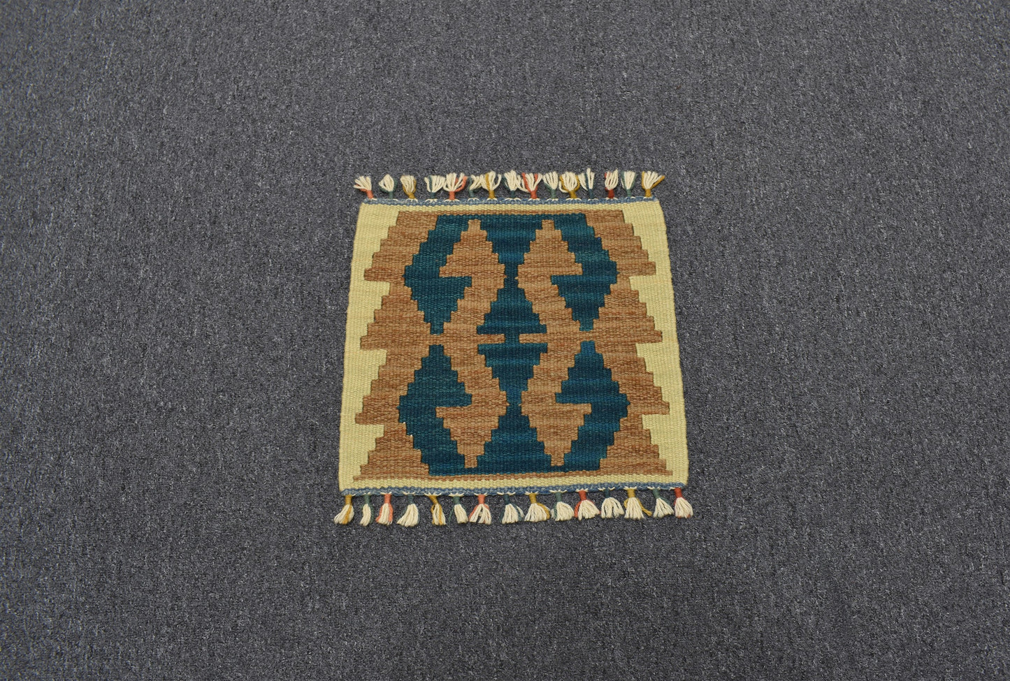 Yeni El Dokuma Kare Köşe Sandalye Minderi Pınarbaşı Kayseri Yün Kilim 5964