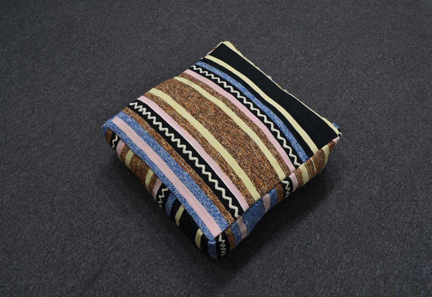 Yeni El Dokuma Dekoratif Puf Köşe Minderi Kırlent Kılıfı Kilim 6224