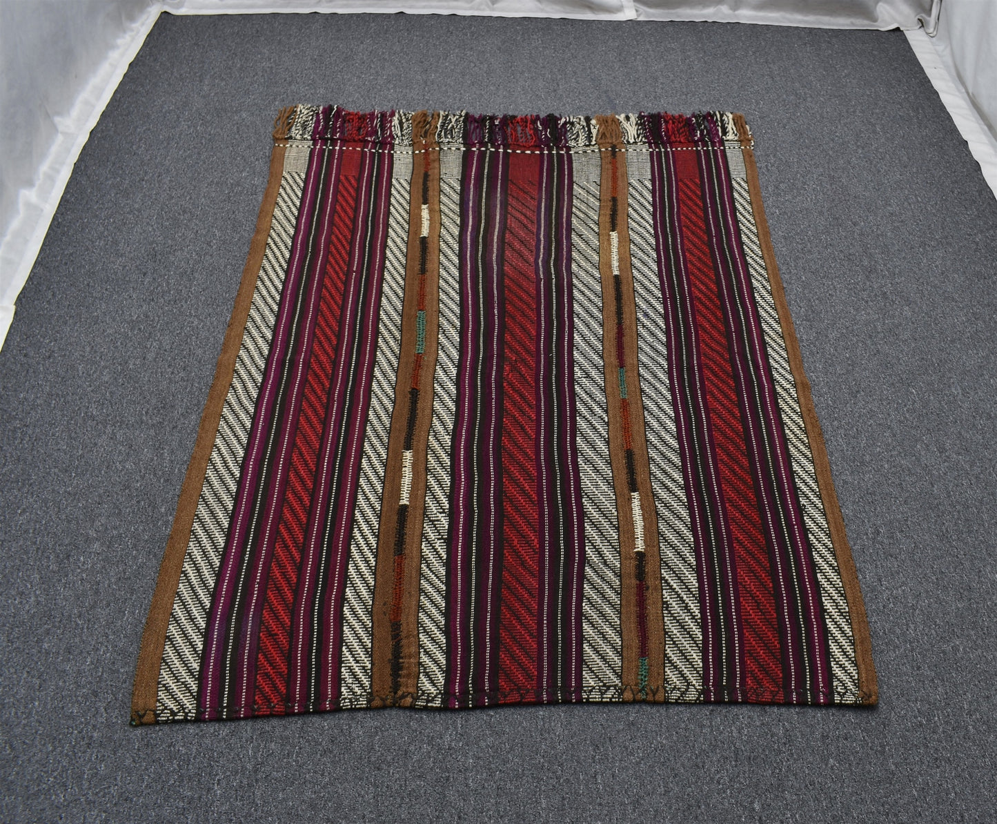 Antika El Dokuma Nadide Otantik Yörük Yün Kilim 6266