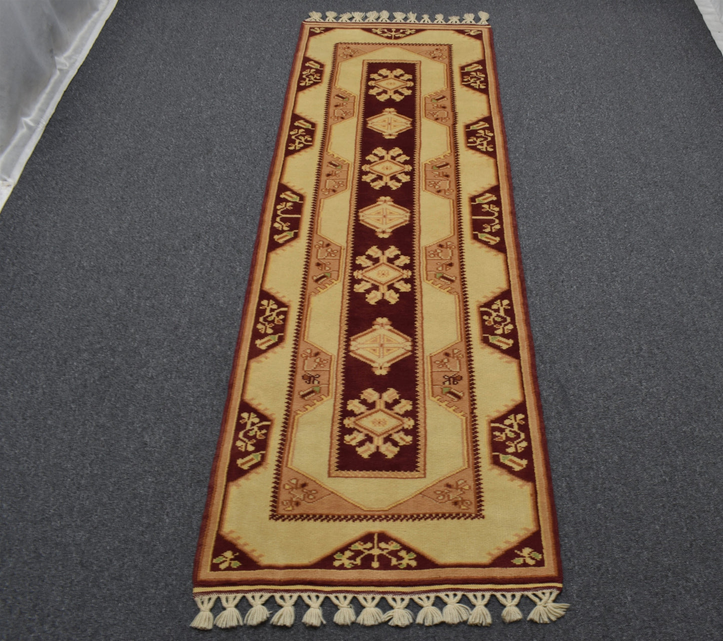 Yeni El Dokuma Çiçekli Zarif Sade Milas Muğla Yolluk Yün Halı 6711