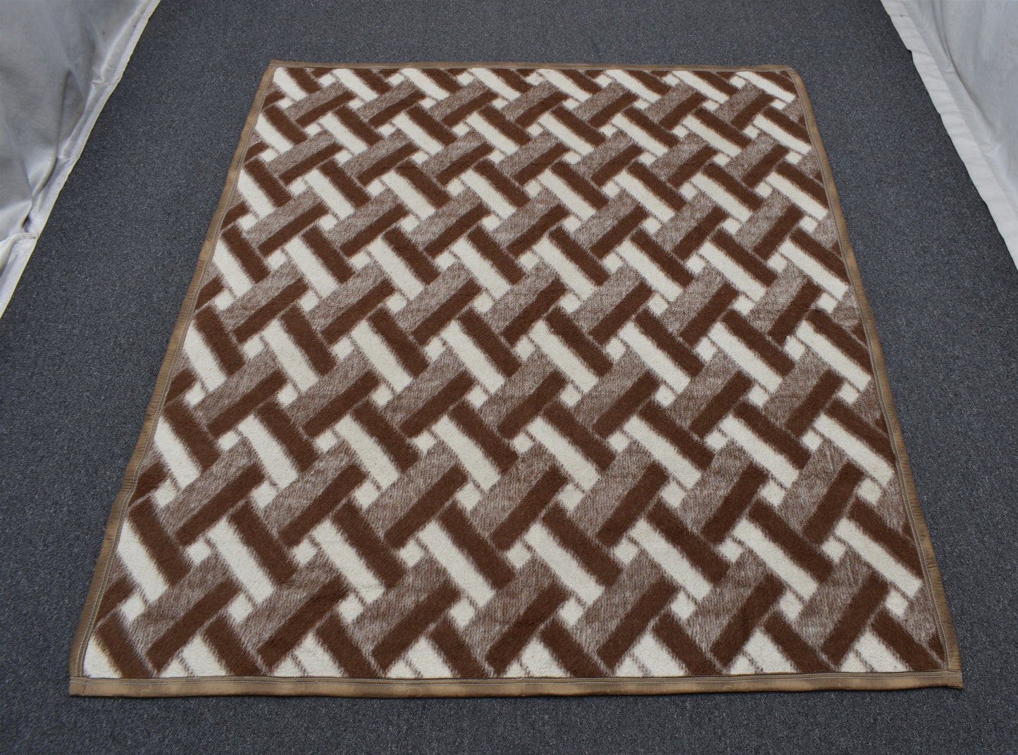 Vintage El Dokuma Benzersiz Tasarım Yün Battaniyesi Kilim 6715