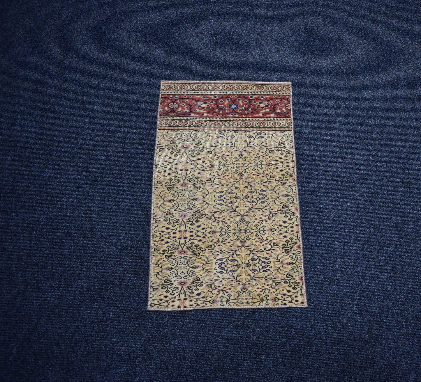 Vintage El Dokuma Çiçekli Bünyan Kayseri Yün Halısı 6721