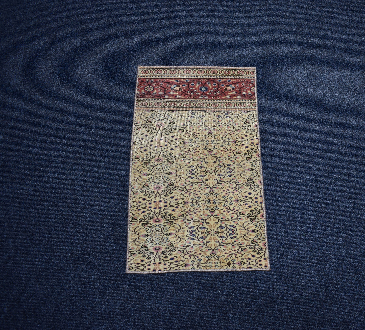 Vintage El Dokuma Çiçekli Bünyan Kayseri Yün Halısı 6721