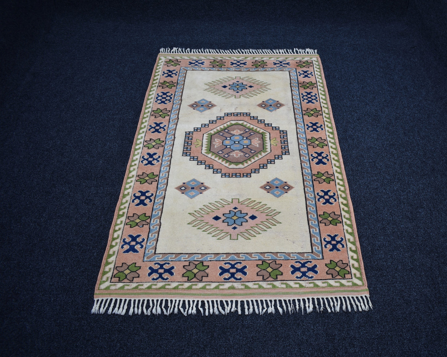 Vintage El Dokuma Benzersiz Nadir Niğde Kars Yörük Yün Halı 6939