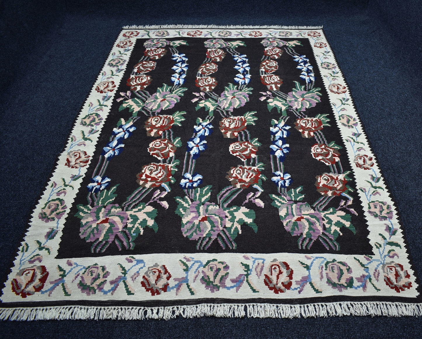 Yeni El Dokuma Şaheser Güllü Çiçekli Karabağ Yün Kilim 7001