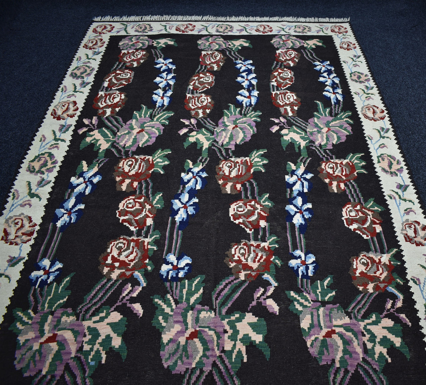 Yeni El Dokuma Şaheser Güllü Çiçekli Karabağ Yün Kilim 7001