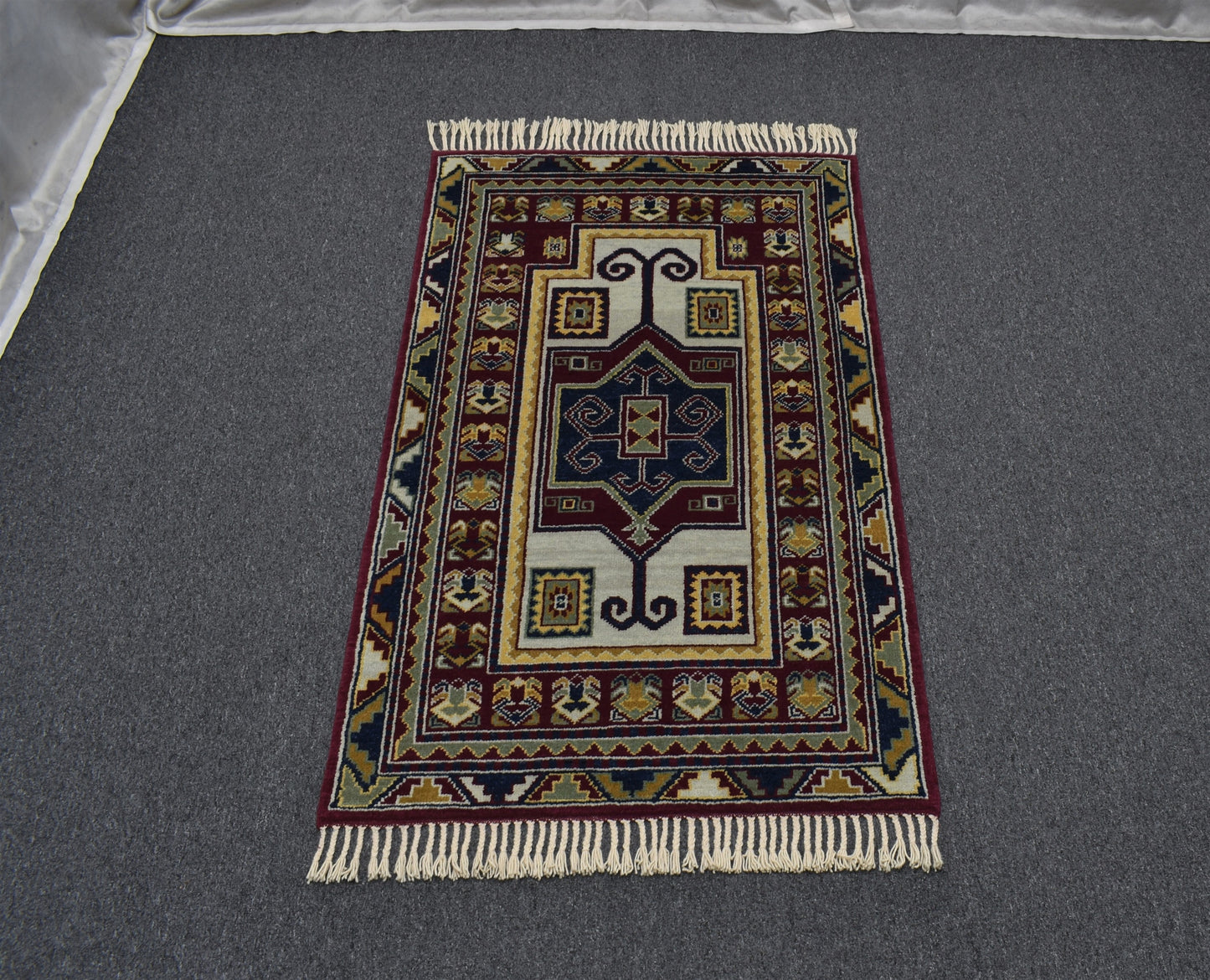 Yeni El Dokuma Şaheser Otantik Acem İran Yün Halı 7026