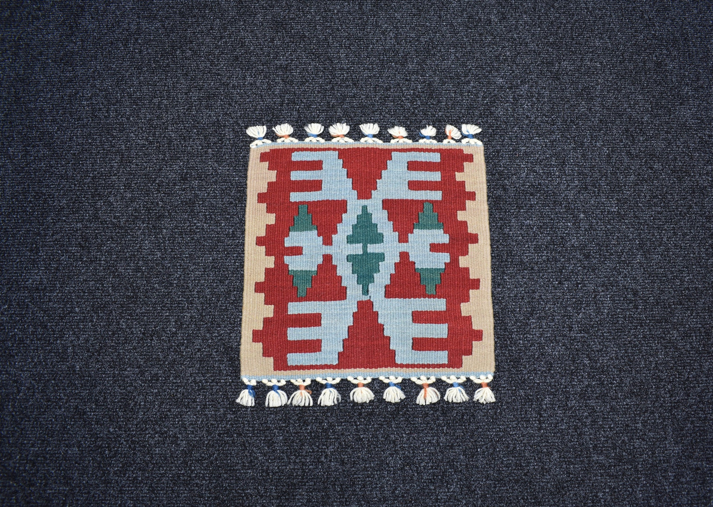 Yeni El Dokuma Kare Köşe Sandalye Minderi Pınarbaşı Kayseri Yün Kilim 7035