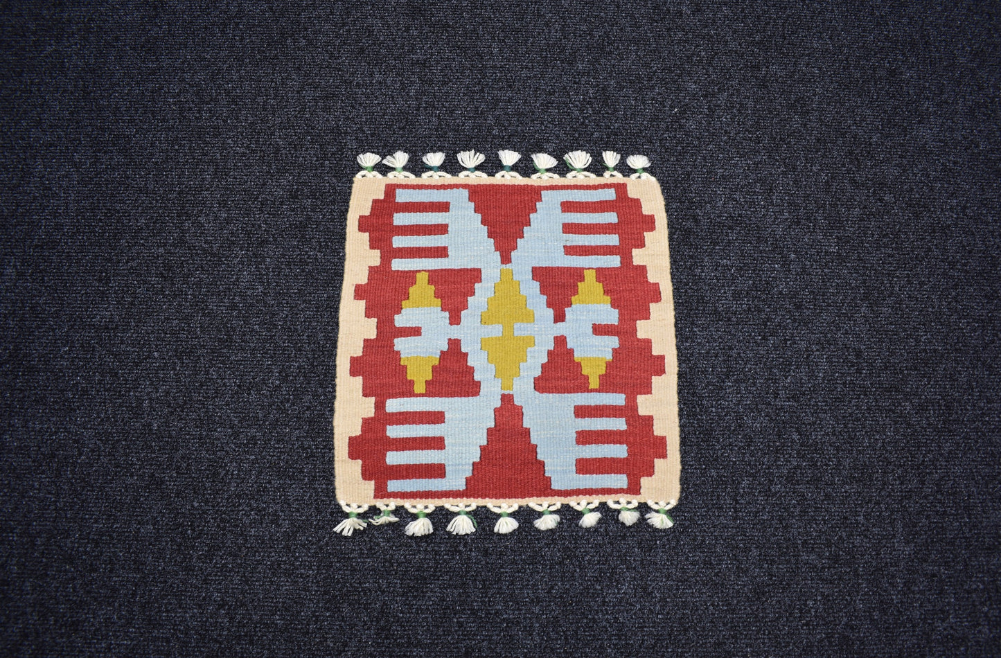 Yeni El Dokuma Kare Köşe Sandalye Minderi Pınarbaşı Kayseri Yün Kilim 7047