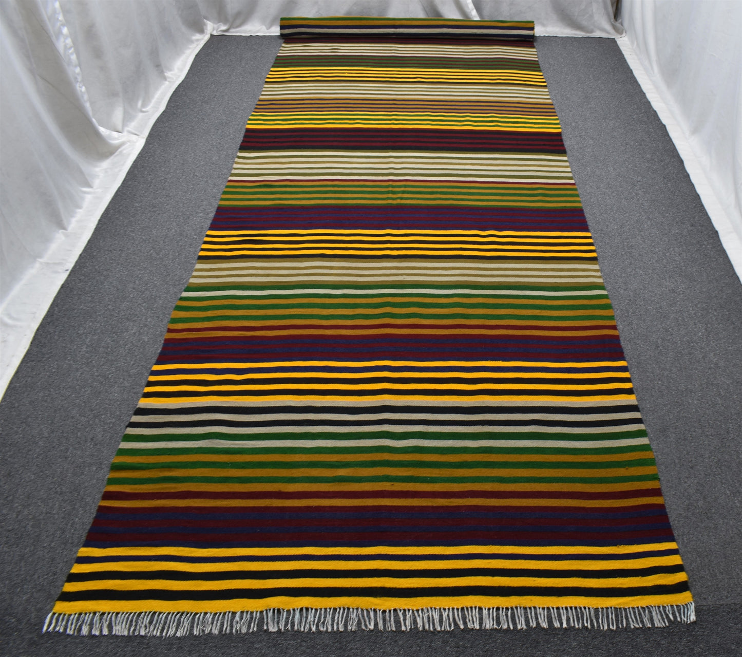 Yeni El Dokuma Nadir Devasa Tek Parça Yahyalı Yün Kilim 7055
