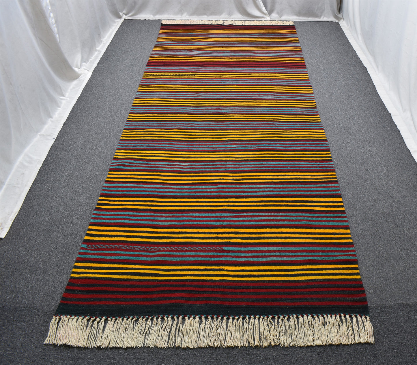 Yeni El Dokuma Otantik Devasa Çizgili Yahyalı Yün Kilim 7057