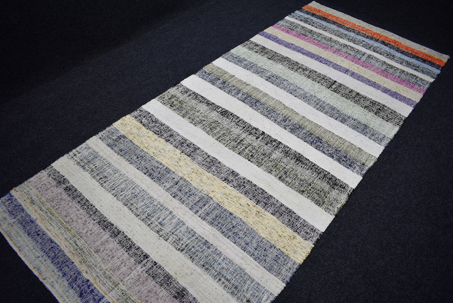 El Dokuma Görkemli Bukleli Pamuklu Kilim 7058