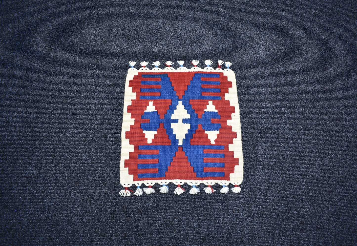 Yeni El Dokuma Kare Köşe Sandalye Minderi Pınarbaşı Kayseri Yün Kilim 7070