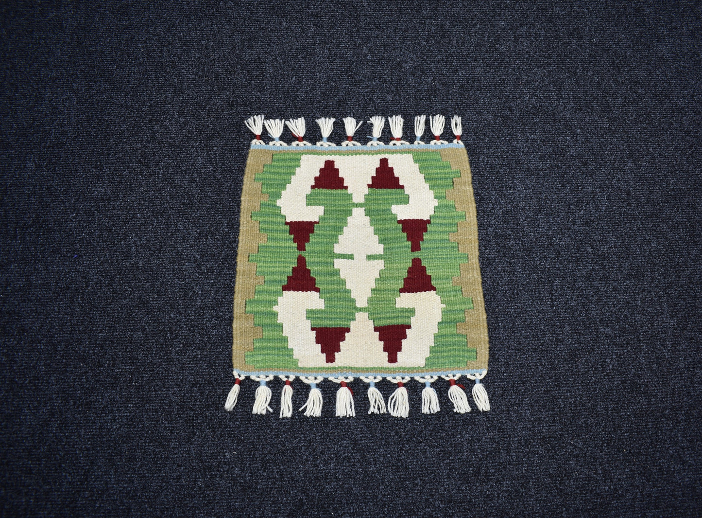Yeni El Dokuma Kare Köşe Sandalye Minderi Pınarbaşı Kayseri Yün Kilim 7074