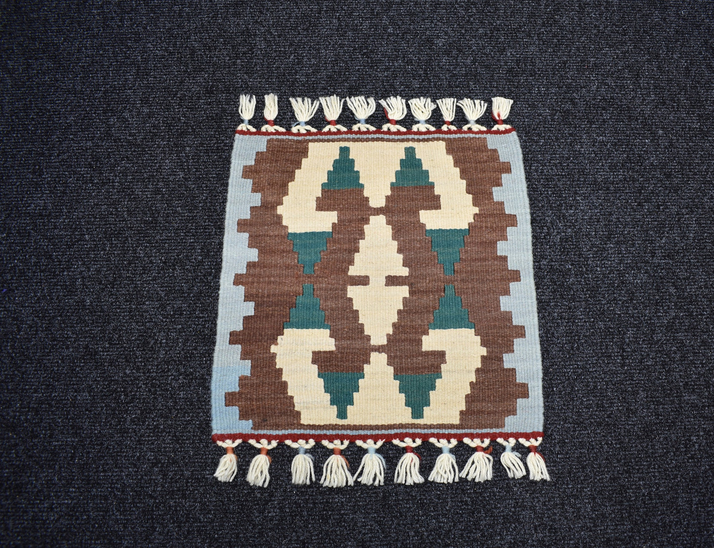 Yeni El Dokuma Kare Köşe Sandalye Minderi Pınarbaşı Kayseri Yün Kilim 7077
