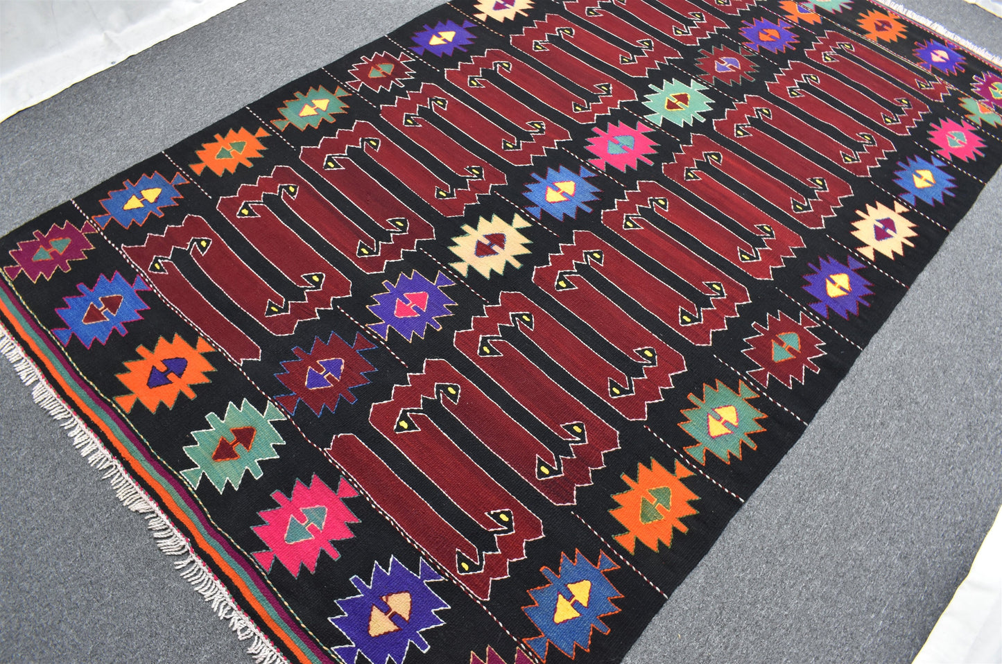 El Dokuma Benzersiz Karakeçili Balıkesir Yörük Yün Kilim 7078