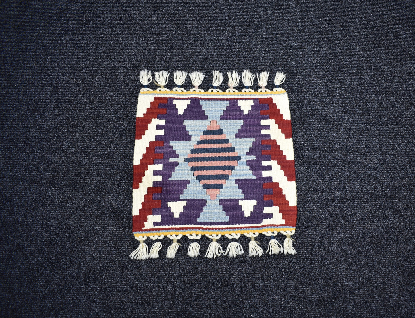 Yeni El Dokuma Kare Köşe Sandalye Minderi Pınarbaşı Kayseri Yün Kilim 7094