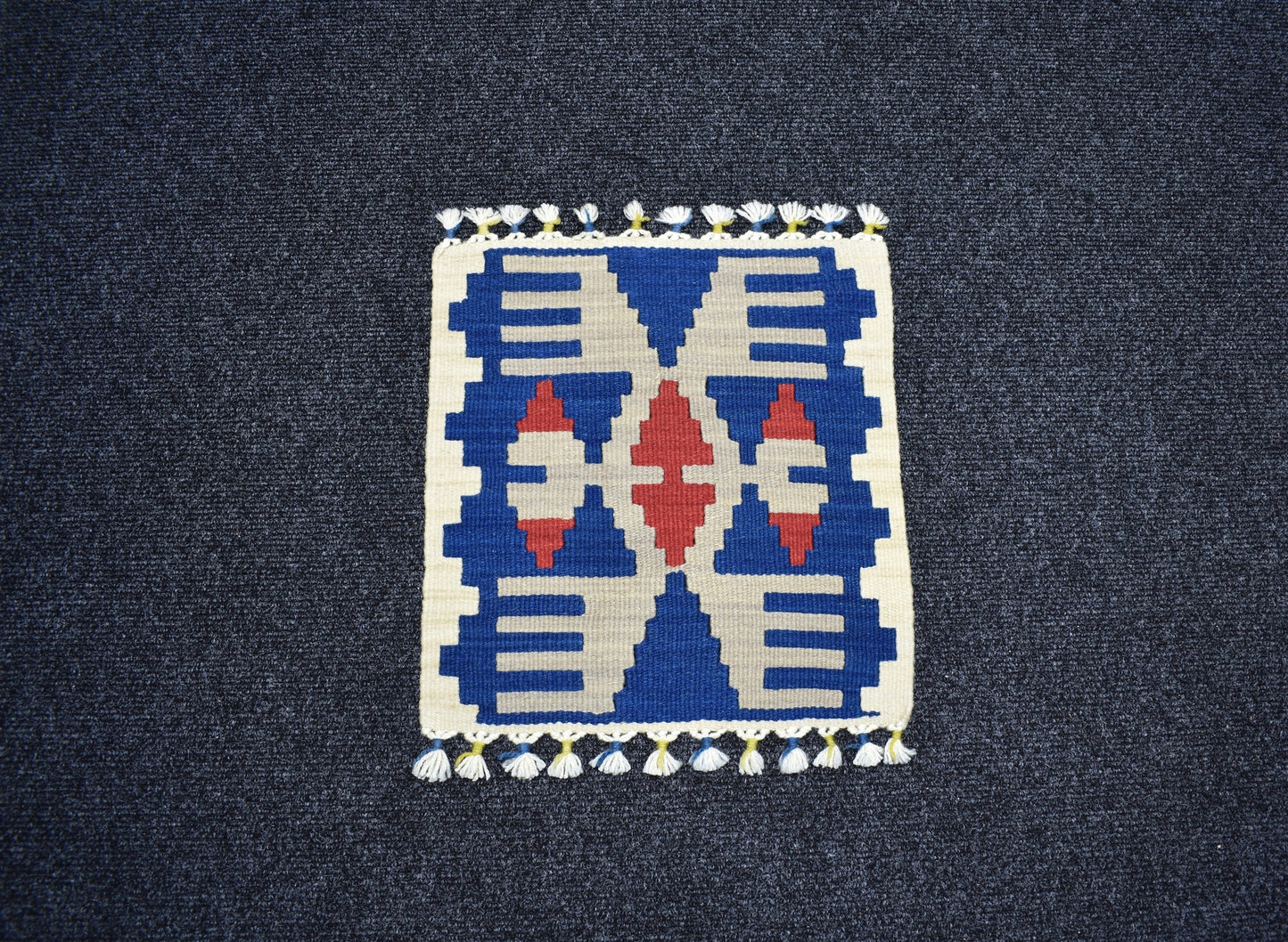 Yeni El Dokuma Kare Köşe Sandalye Minderi Pınarbaşı Kayseri Yün Kilim 7100