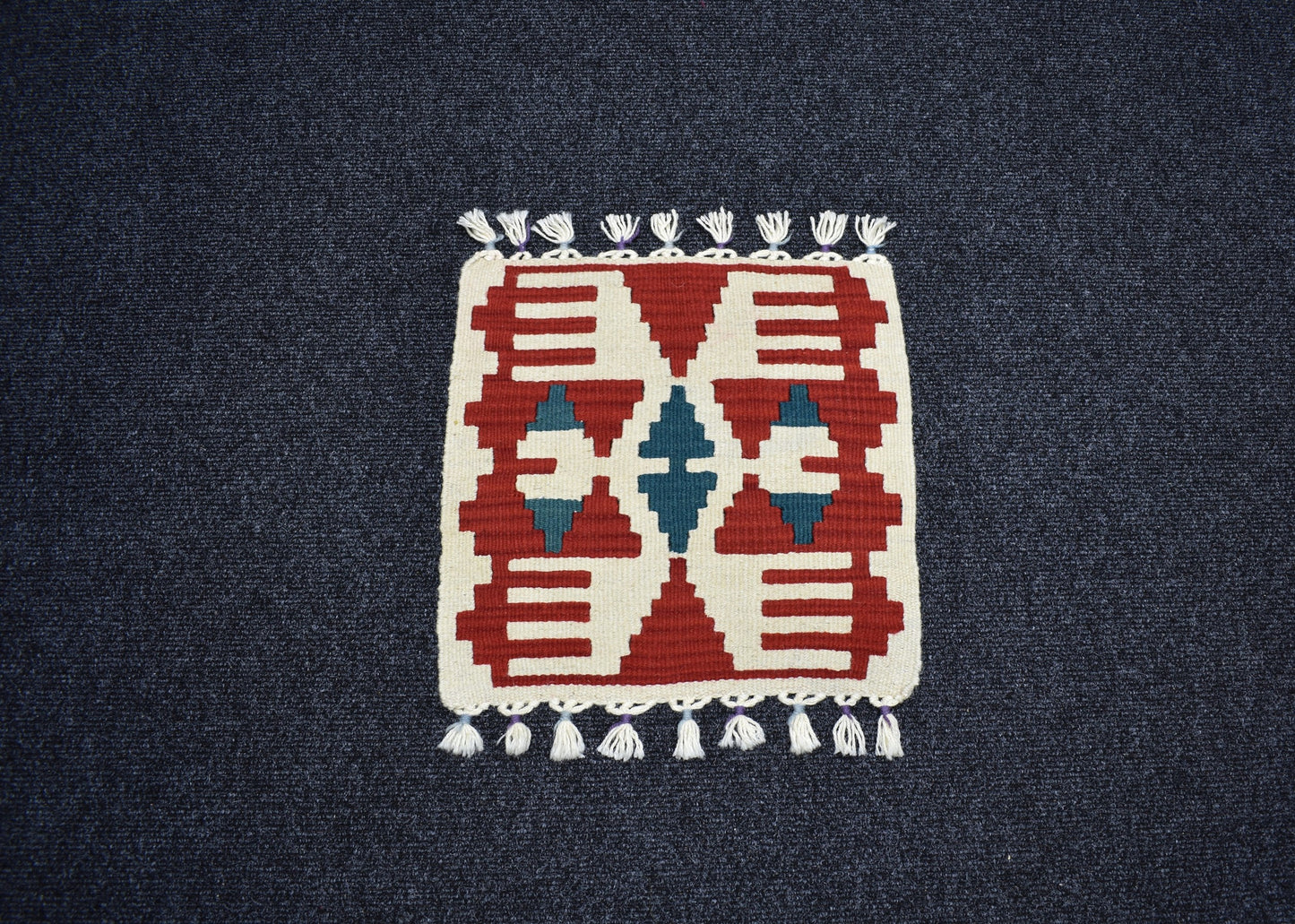 Yeni El Dokuma Kare Köşe Sandalye Minderi Pınarbaşı Kayseri Yün Kilim 7110