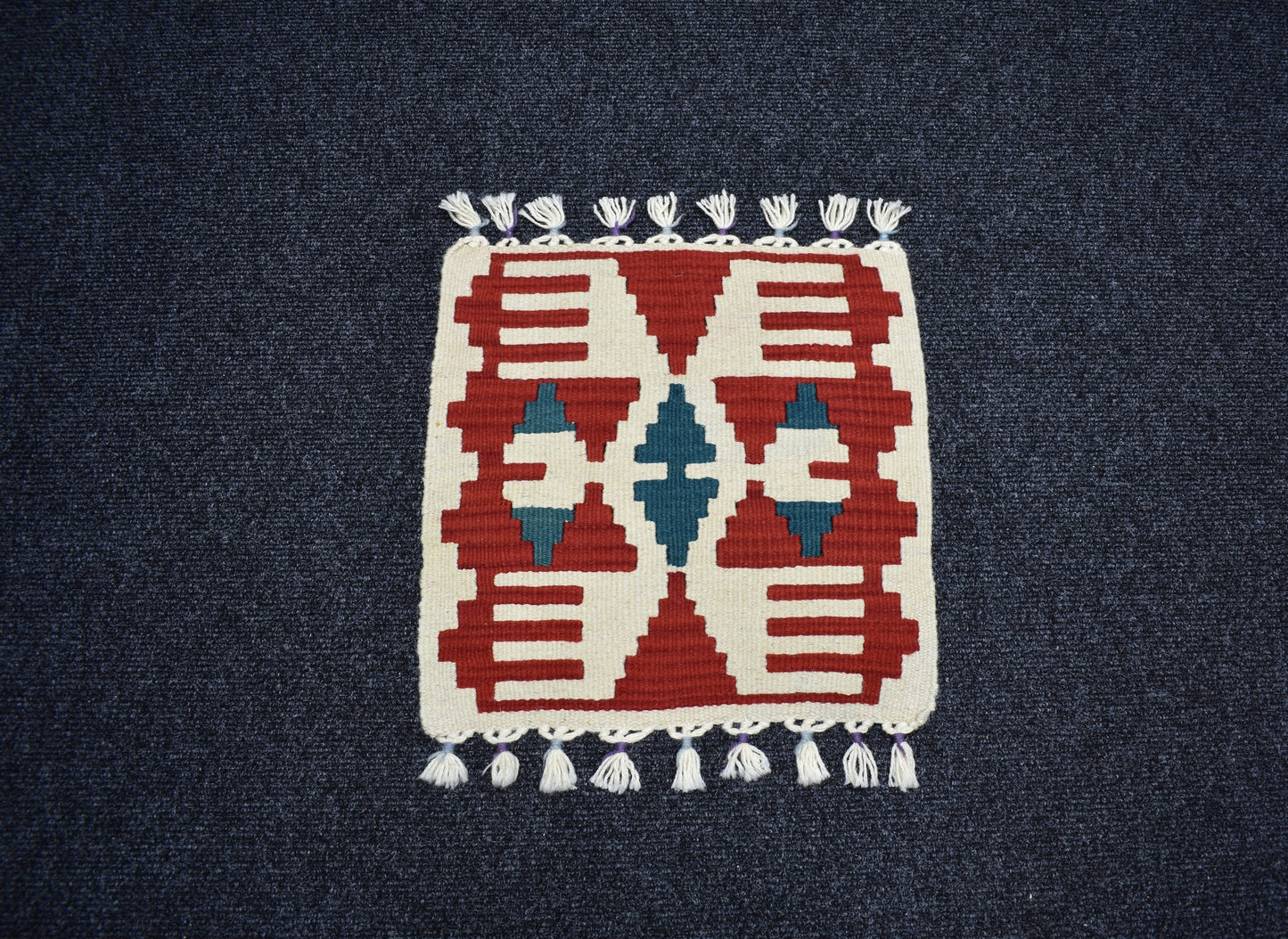Yeni El Dokuma Kare Köşe Sandalye Minderi Pınarbaşı Kayseri Yün Kilim 7110