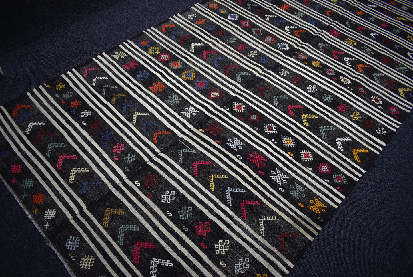 El Dokuması 8m2 Devasa Doğal Karapınar Yörük Yün Kilim 7116