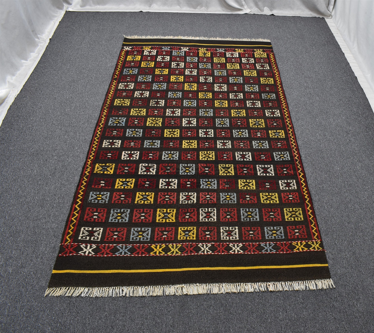 El Dokuma Başyapıt Geometrik Bergama Yörük Yün Kilim 7124